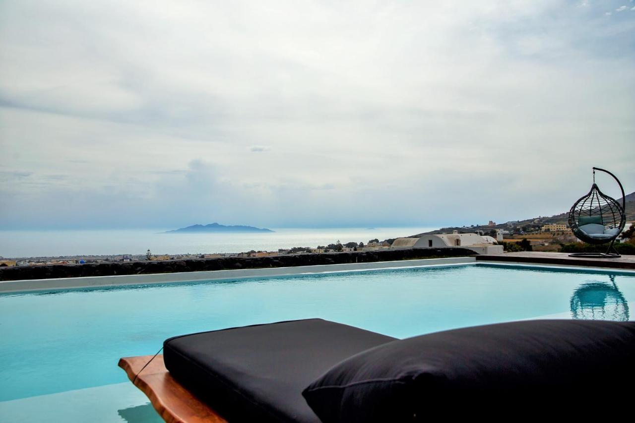 A&V Sea View Villa Фира Екстериор снимка
