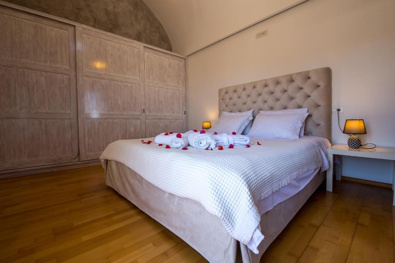 A&V Sea View Villa Фира Екстериор снимка